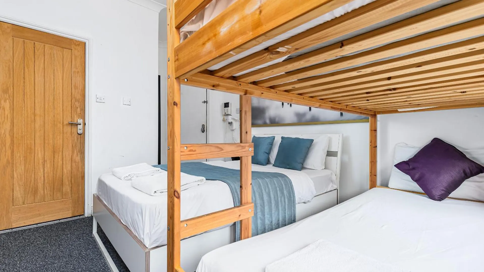 Bed & Breakfast Ryam Suites London